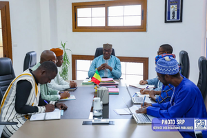 VISITE D’UNE DÉLÉGATION DE L&rsquo;UEMOA CHEZ LE DIRECTEUR GÉNÉRAL DE L&rsquo;INPS :